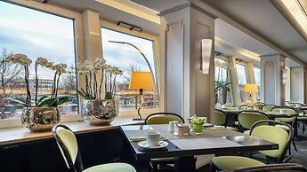 Garner Hotel Hamburg Wandsbek Marktplatz by IHG