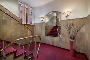 Garner Hotel Hamburg Wandsbek Marktplatz by IHG