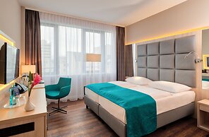 Hollywood Media Hotel