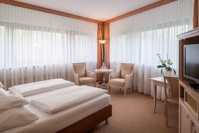 Hollywood Media Hotel