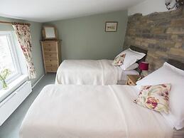 Withy Cottages
