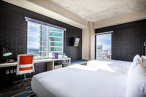 Hotel Guadalajara Country Club by HNF