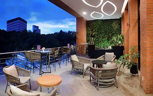 Hotel Guadalajara Country Club by HNF