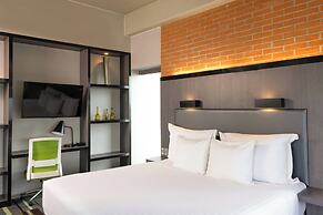 Hotel Guadalajara Country Club by HNF