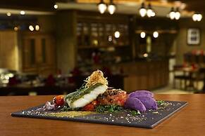 DoubleTree by Hilton Resort & Spa Marjan Island