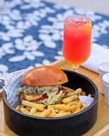 DoubleTree by Hilton Resort & Spa Marjan Island