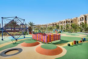 DoubleTree by Hilton Resort & Spa Marjan Island