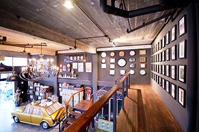 Quip Bed & Breakfast Phuket Hotel