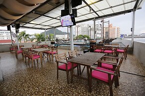 Quip Bed & Breakfast Phuket Hotel