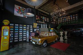 Quip Bed & Breakfast Phuket Hotel