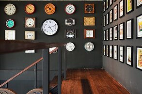 Quip Bed & Breakfast Phuket Hotel