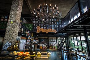 Quip Bed & Breakfast Phuket Hotel