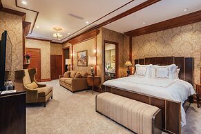 Neighbourgood Sutter Mansion