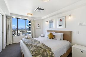 Surfers Century Oceanside Apartments