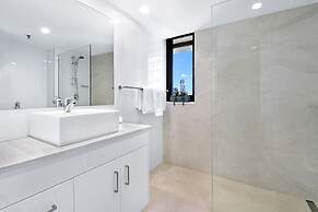 Surfers Century Oceanside Apartments