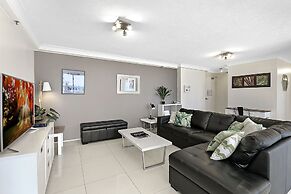 Surfers Century Oceanside Apartments