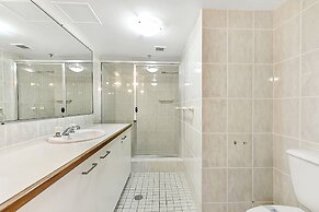 Surfers Century Oceanside Apartments