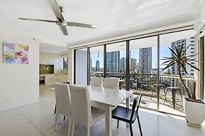 Surfers Century Oceanside Apartments