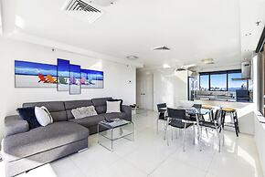 Surfers Century Oceanside Apartments