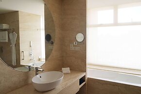 Howard Johnson Changsheng Plaza Meizhou