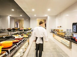 ibis Adelaide