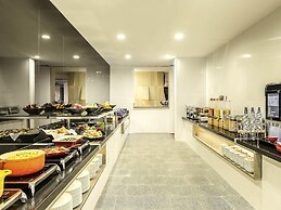 ibis Adelaide