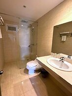 Galliot Hotel Nha Trang