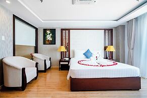 Galliot Hotel Nha Trang