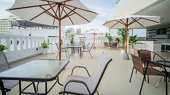 Galliot Hotel Nha Trang
