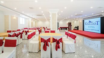 Galliot Hotel Nha Trang