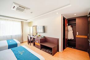 Galliot Hotel Nha Trang