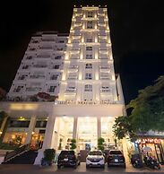 Galliot Hotel Nha Trang