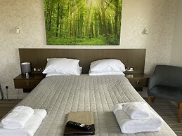Dormy House Hotel