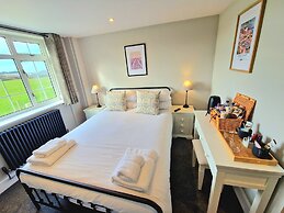 Dormy House Hotel