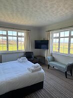 Dormy House Hotel