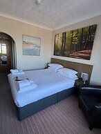 Dormy House Hotel
