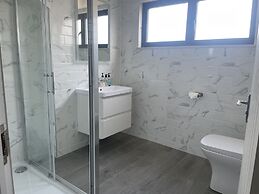 Dormy House Hotel