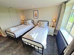 Dormy House Hotel