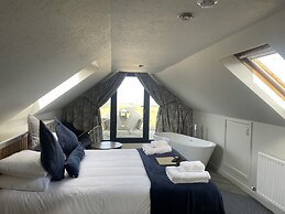 Dormy House Hotel
