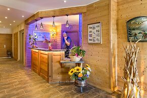 Chalet-Hôtel Le Beausoleil, The Originals Relais (Hotel-Chalet de Trad