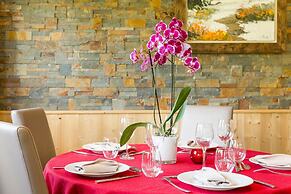 Chalet-Hôtel Le Beausoleil, The Originals Relais (Hotel-Chalet de Trad