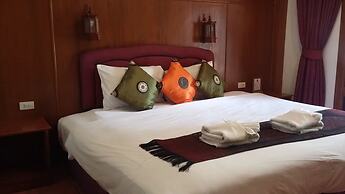 Royal Phawadee Village