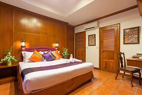 Royal Phawadee Village