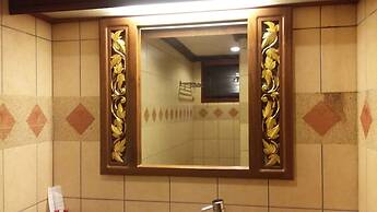 Royal Phawadee Village