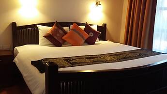 Royal Phawadee Village