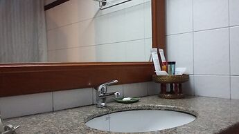 Royal Phawadee Village