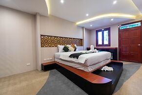 Royal Phawadee Village