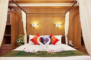 Royal Phawadee Village