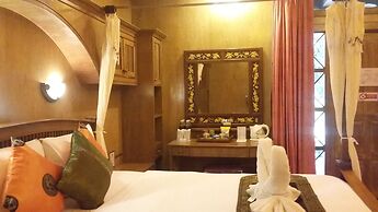 Royal Phawadee Village