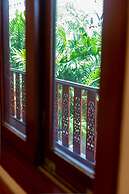 Royal Phawadee Village